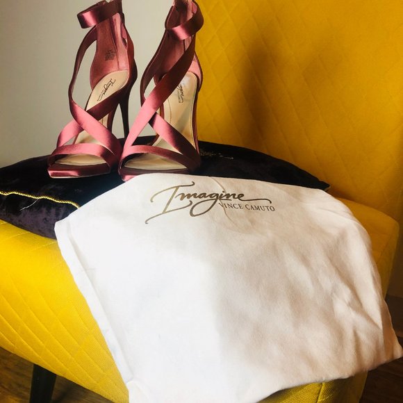 Vince Camuto Devin Sandal size 8.5 Mint NWOT - Picture 6 of 14